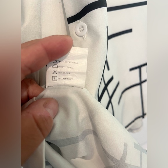 Mens S Hawalili Black and White Geometric Pattern Button Down - Picture 9 of 14